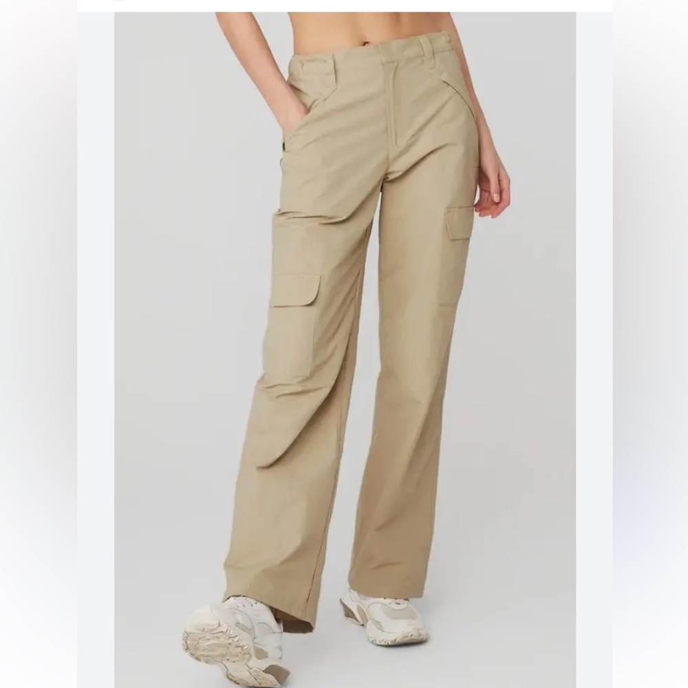 Alo Yoga The Edge Trouser California Sand Pockets Zip Fly Cargo Gorpcore XS 2